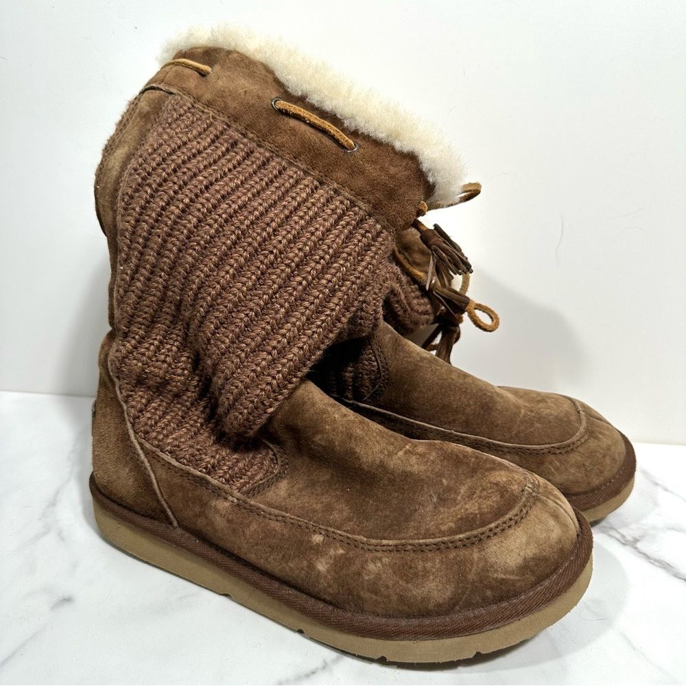 UGG Cozy Brown Women's Sherpa Leather Boots Size 8 Sheepskin Lined Cozy Comfy